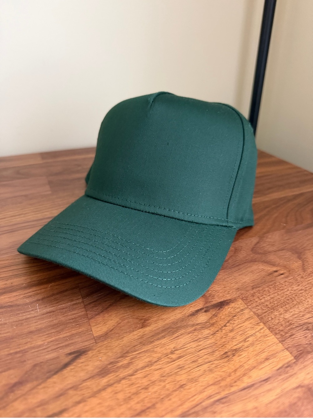 Men's Dark Green Baseball Cap - Classic Solid Design